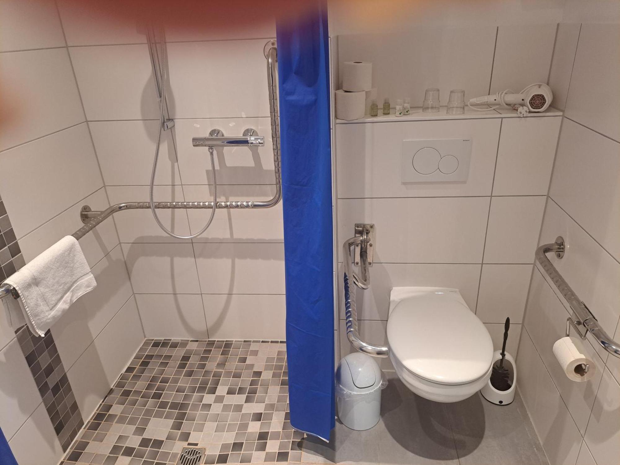 B M Hotel Im Ludwig- Harms- Haus Hermannsburg Ngoại thất bức ảnh