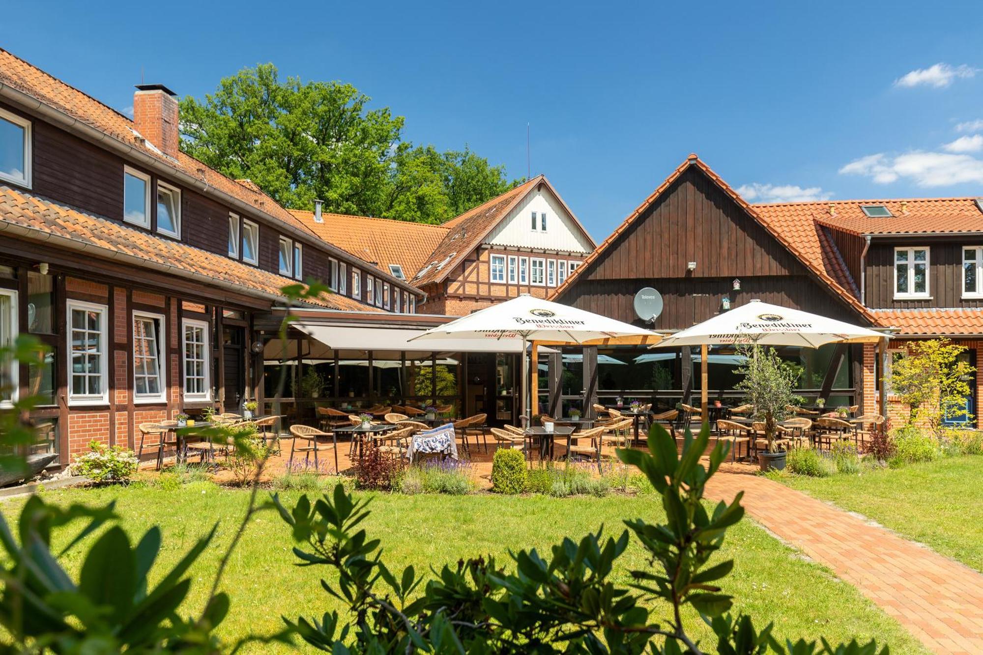 B M Hotel Im Ludwig- Harms- Haus Hermannsburg Ngoại thất bức ảnh